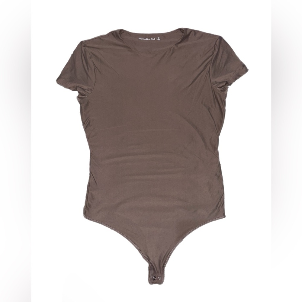 Abercrombie & Fitch Mauve Fitted Short Sleeve Thong Bodysuit Size M